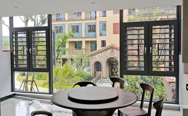 年底了，5個(gè)小方法教你如何清潔門(mén)窗